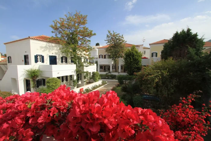 Nissia Spetses Hotel Residences Garden
